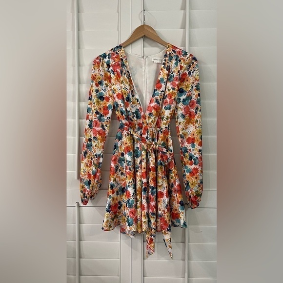 Lovers + Friends Ivy Dress in Bouquet Floral - Picture 4 of 13